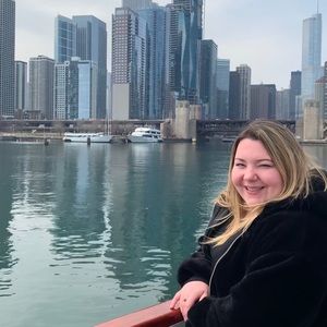 Meet your Posher, Christina